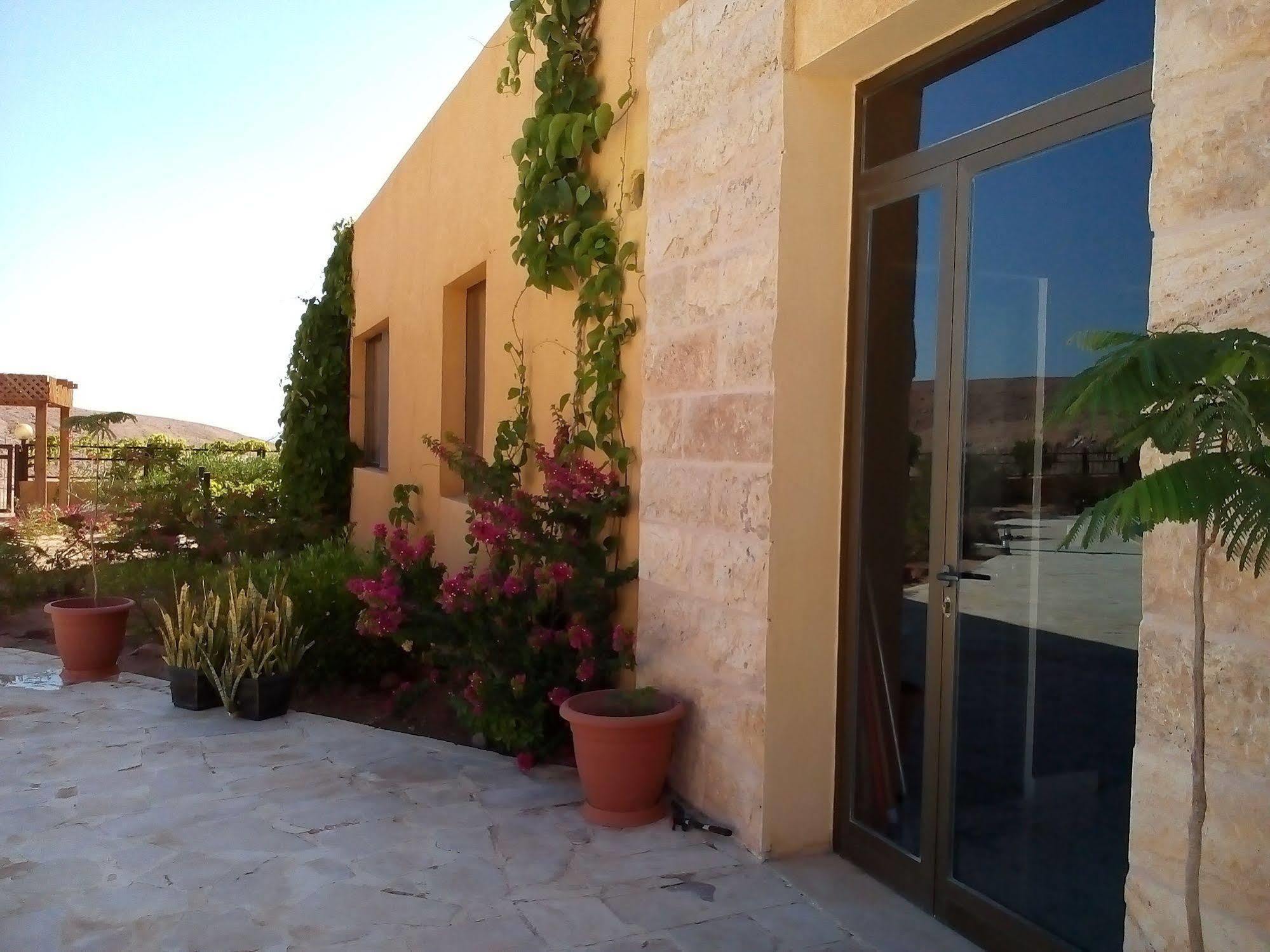Southern Star Club Aqaba Exterior photo